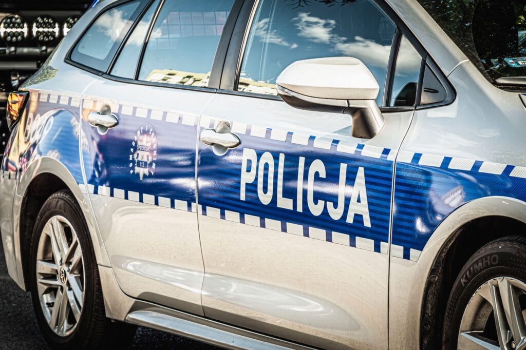 Radiowóz polskiej policji zap